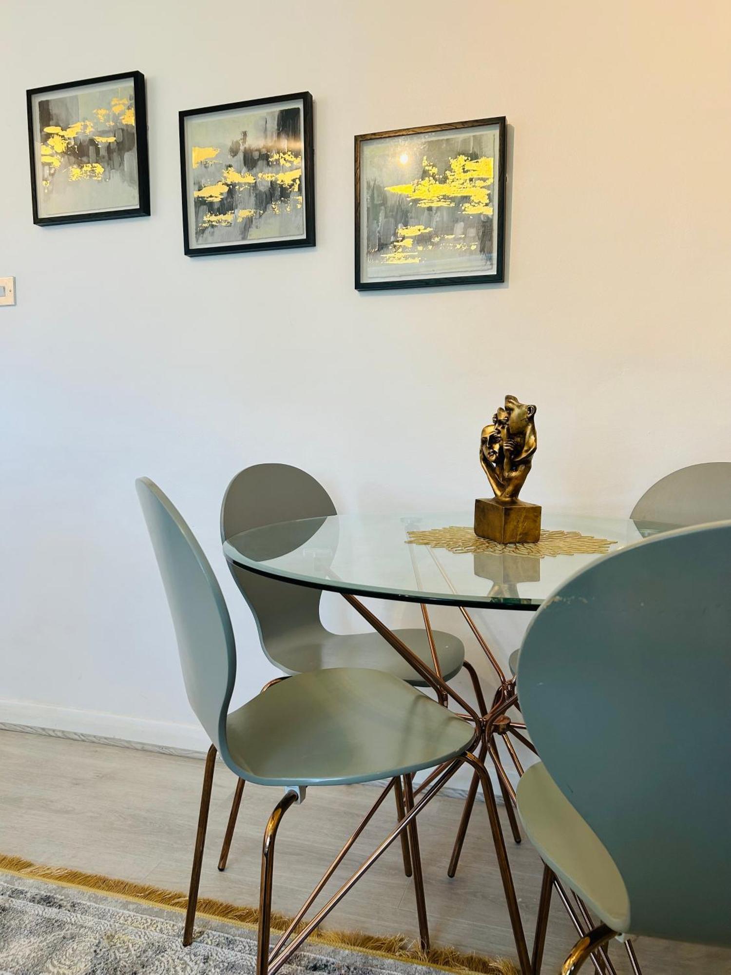 One Bedroom Flat In Chiswick W4 Лондон Экстерьер фото